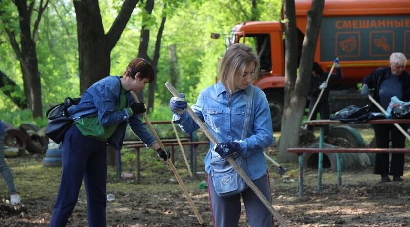 Всероссийский субботник в рамках проекта «Городская среда» партии «Единая Россия» состоялся в 11 муниципалитетах ЛНР