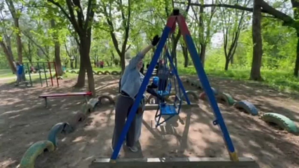 Администрация Главы ЛНР присоединилась ко Всероссийскому субботнику