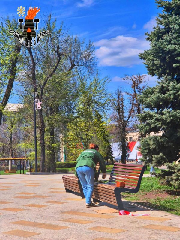 Помните новость про подготовку лавочек к майским праздникам