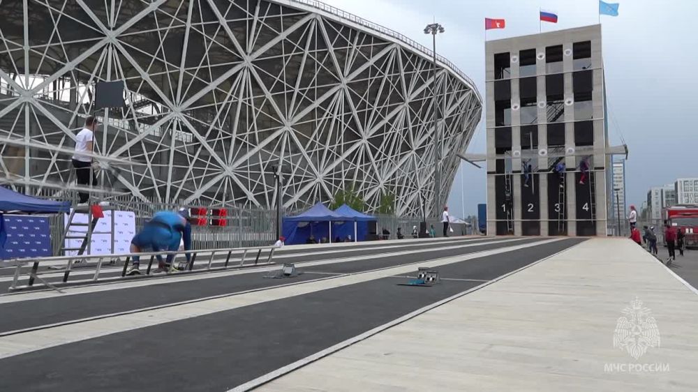 В Волгограде завершились XXIV Всероссийские соревнования МЧС России по пожарно-спасательному спорту «Кубок Победы»