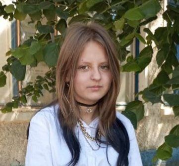 Разыскивается 14-летняя девочка, которая ушла из дома и не вернулась
