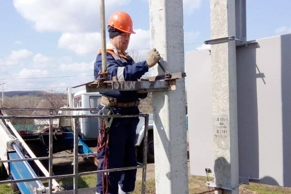 В Марковке энергетики построили новую разгрузочную подстанцию