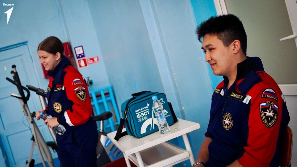 В ритме спорта. Сегодня в Луганске прошёл региональный этап по женскому волейболу в рамках Цикла спортивных мероприятий «Будь Первым!»