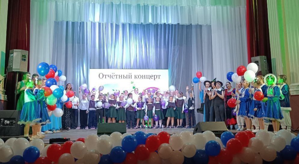 25 апреля 2025 года в зрительном зале Луганского дворца культуры состоялся отчетный концерт коллектива преподавателей и учащихся Луганской детской школы искусств № 1. Мероприятие было посвящено Году Защитника Отечества и...