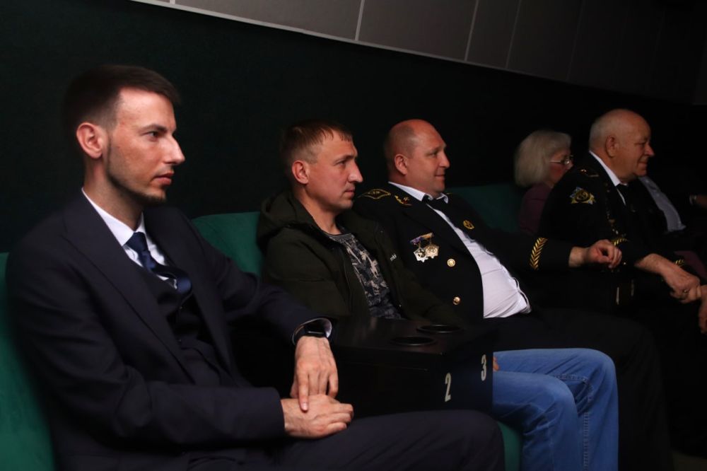 В преддверии 90-летия Стахановского движения в Луганске состоялся показ документального фильма «Стаханов. Русский характер»