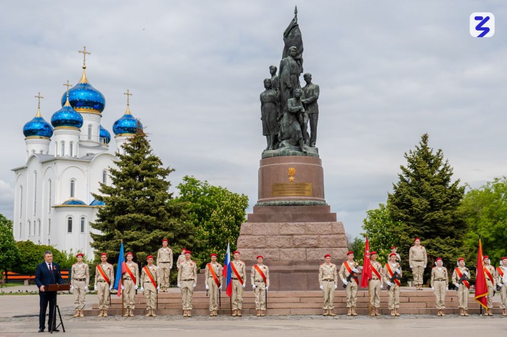 «Что лежит в основе Луганского характера: нарративы о городах, регионе и Родине», — на такую тему выступил лектор Общества «Знание»
