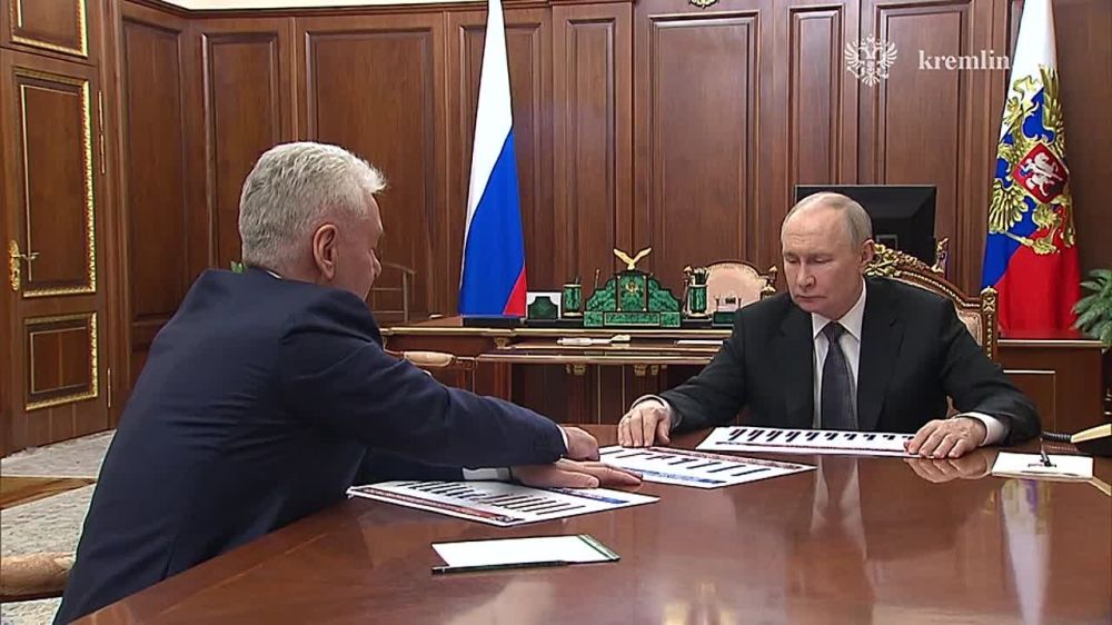 Владимир Путин провёл рабочую встречу с мэром Москвы Сергеем Собяниным