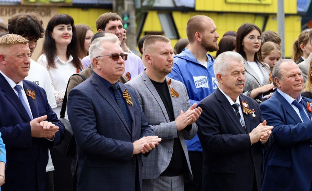 ���� ��������� ������ ������� � �������-��������, ����������� 80-����� ������� ������