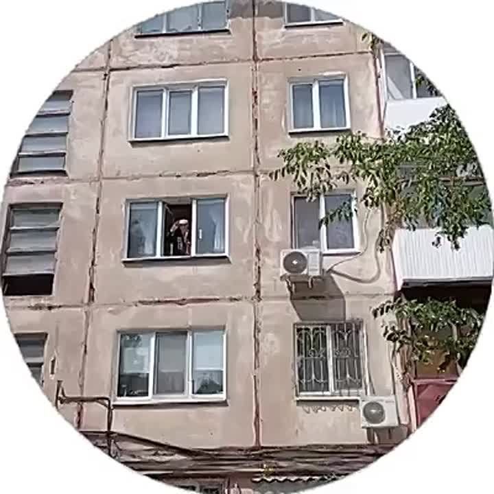 Яна Пащенко: В эти майские предпраздничные дни мы продолжаем поздравлять наших дорогих ветеранов!