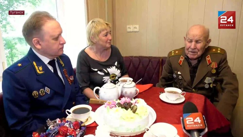 �������� ������� ����������� ������������ ������� ����� �� ����� �������� � ����� 80-����� ������� ������