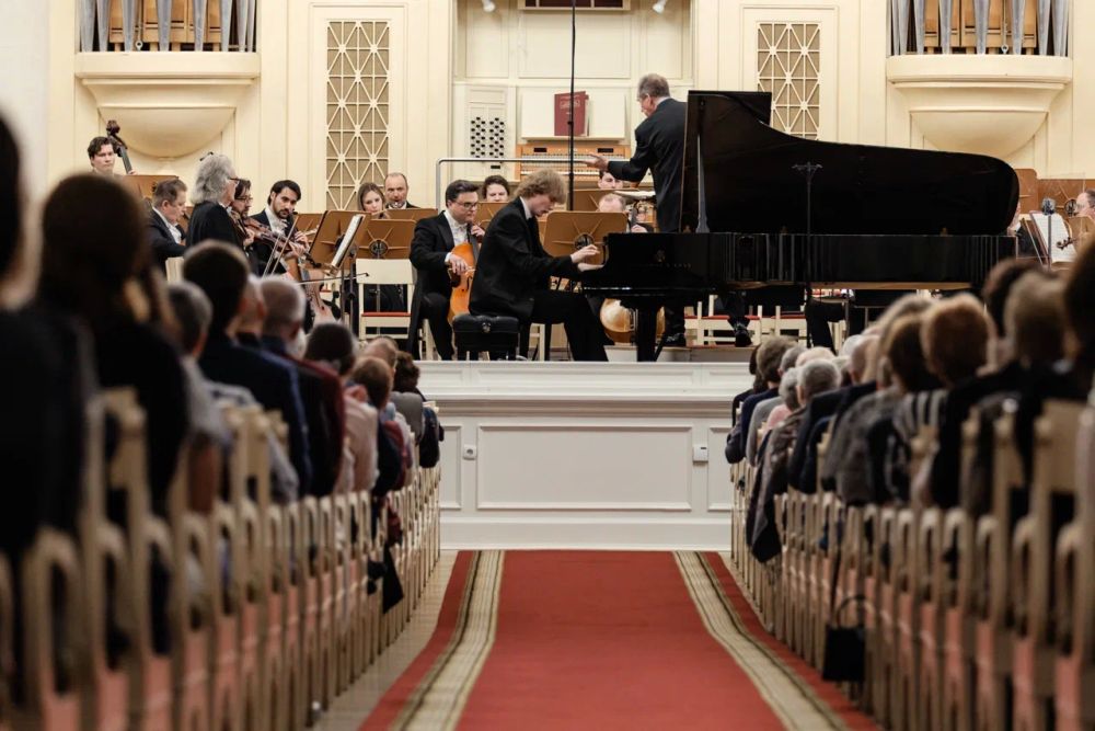 Петербургская филармония открыла Международный фестиваль «Музыкальная коллекция» в день рождения Чайковского