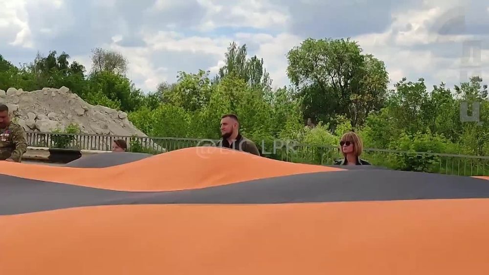 ������� ������� ������� ������ ���������� � �������� 300-�������� ������������ ����� ������ ������ ��� 11 ��� ����� ��� �� ���������� � ���� �������� ������ �� �����