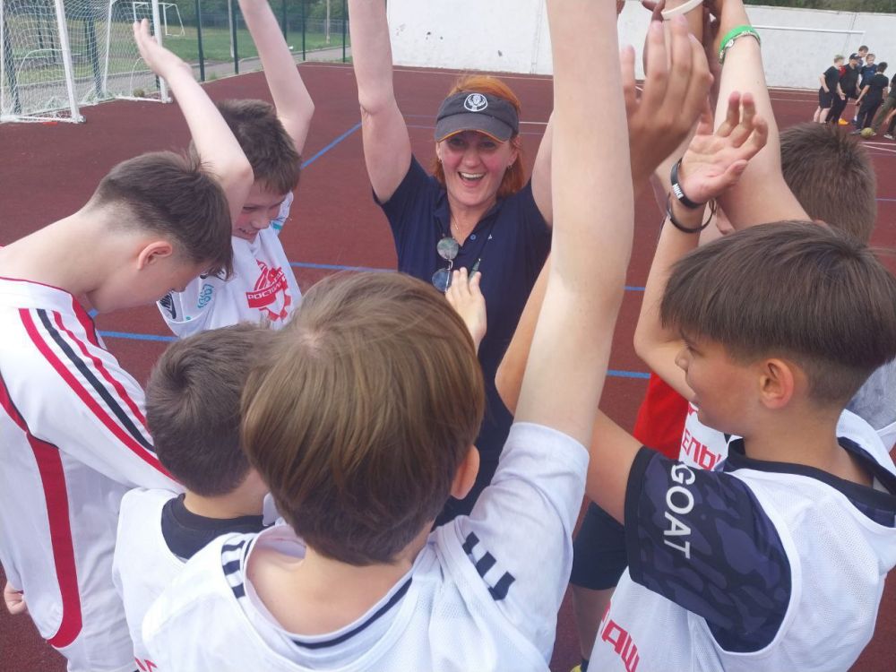 Дворовый футбол жив. Турнир между школьниками