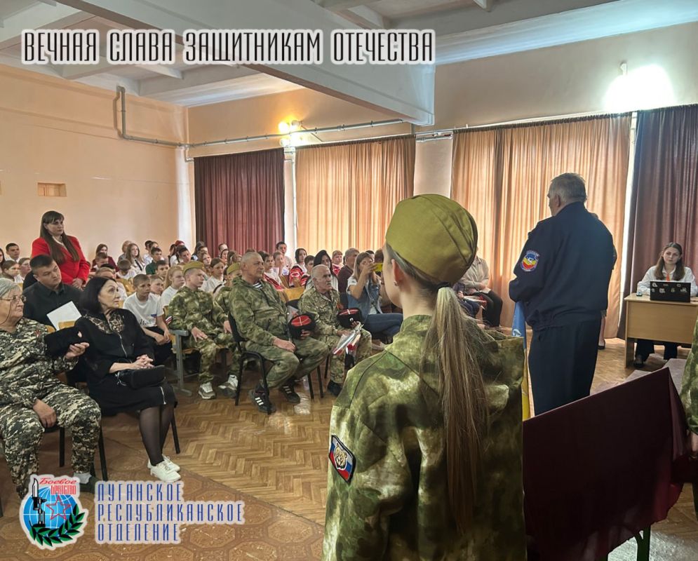 15 мая Даниил Сергеевич Степанков Член совета Луганского республиканского отделения Всероссийской общественной организации ветеранов «БОЕВОЕ БРАТСТВО», директор Дома молодёжи ЛНР принял участие в открытии «Парты Героя» в...