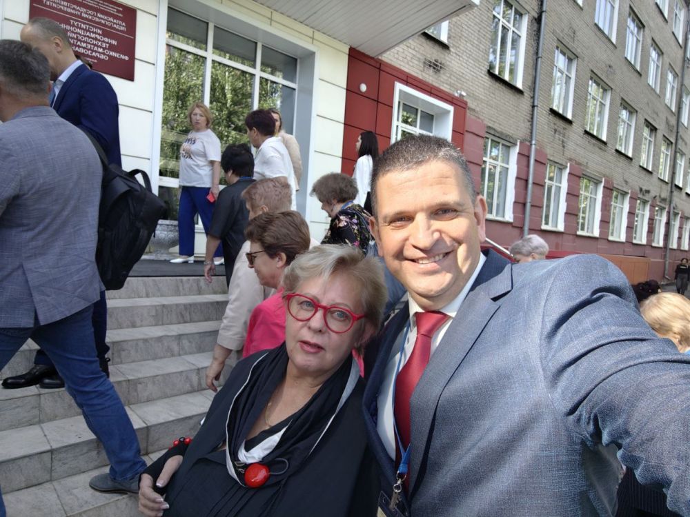 Олег Коваль: Сегодня свое день рождения празднует заместитель Председателя Общероссийского Профсоюза образования Елшина Елена Станиславовна