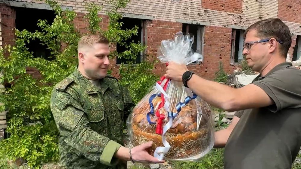 ������� � ����� 100-����� �������������� ������� �������� � ���� ���