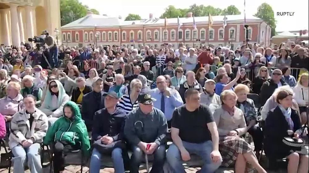 ��� ����� � ����� ����� � ���: ����� 900 ���������� ��������� �� ������ ������� ������-��������� ��������� � ����������