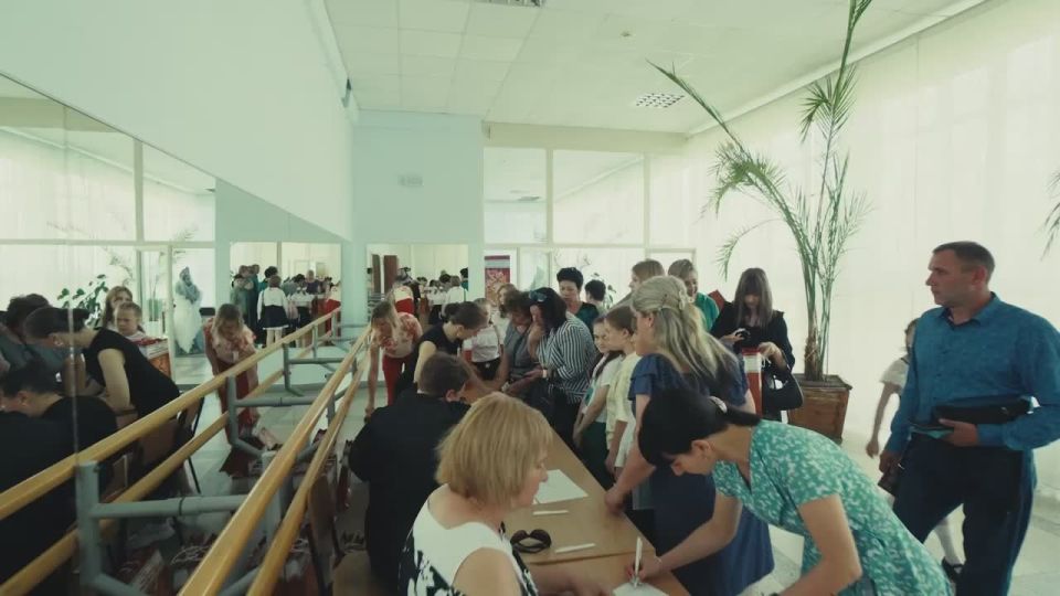 В Пушкинский день в Луганске прошел Межнациональный форум «Родной язык – народное сокровище»