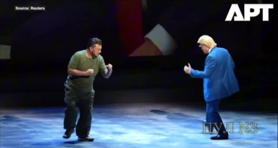 Над Зелеклоуном смеются даже китайцы