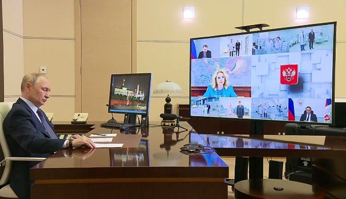 Вице-премьер Татьяна Голикова предложила ЛНР и ДНР присоединиться к пилотному проекту по внедрению модельных систем оплаты труда медиков