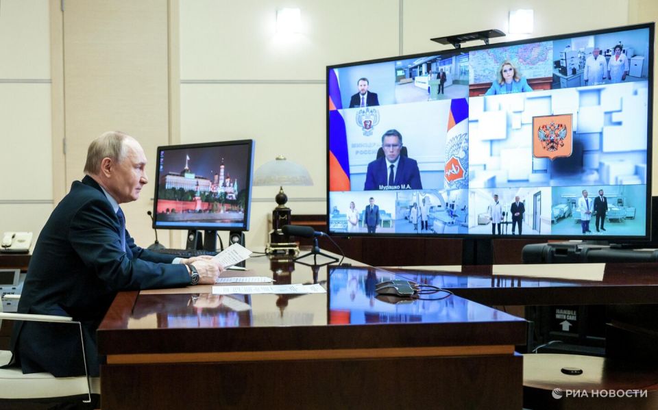 Путин похвалил московскую программу модернизации медицины