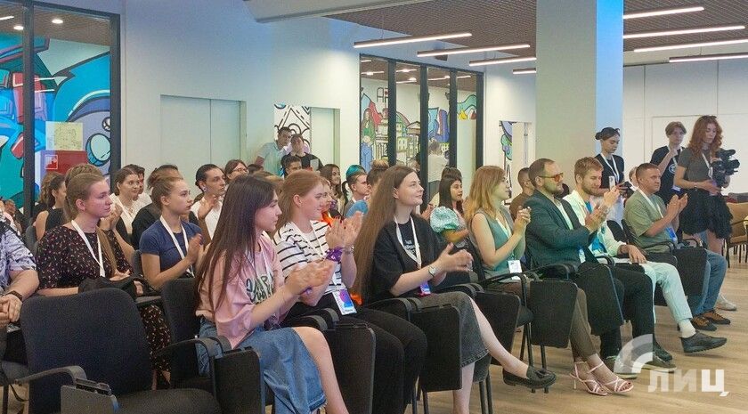 Фестиваль Стрит-арта «Арт-класс» стартовал в Луганске