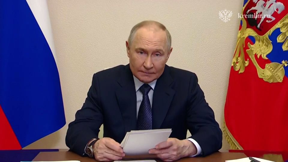 Путин по видеосвязи принял участие в открытии новых объектов здравоохранения