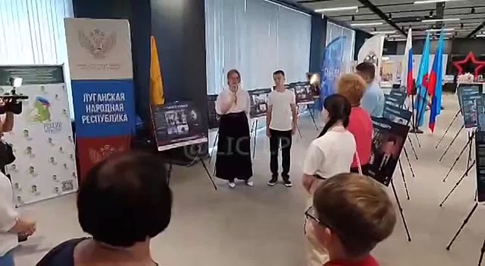 Выставка «Герои и подвиги: Мои земляки — Герои России» открылась на базе исторического мультимедийного парка «Россия — моя история» в Луганске