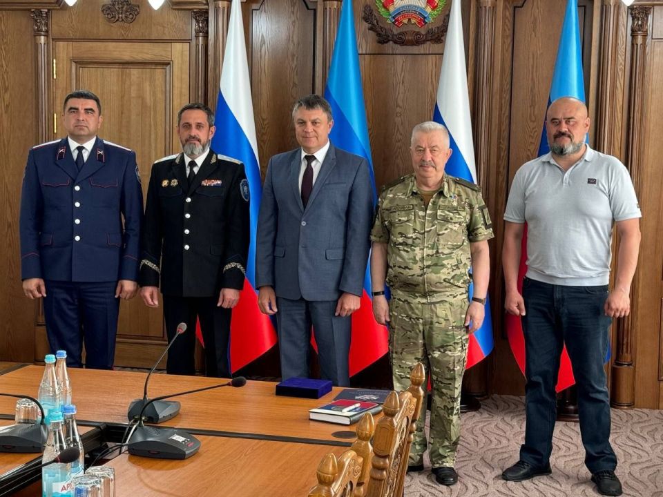  :         ,           ,  ...