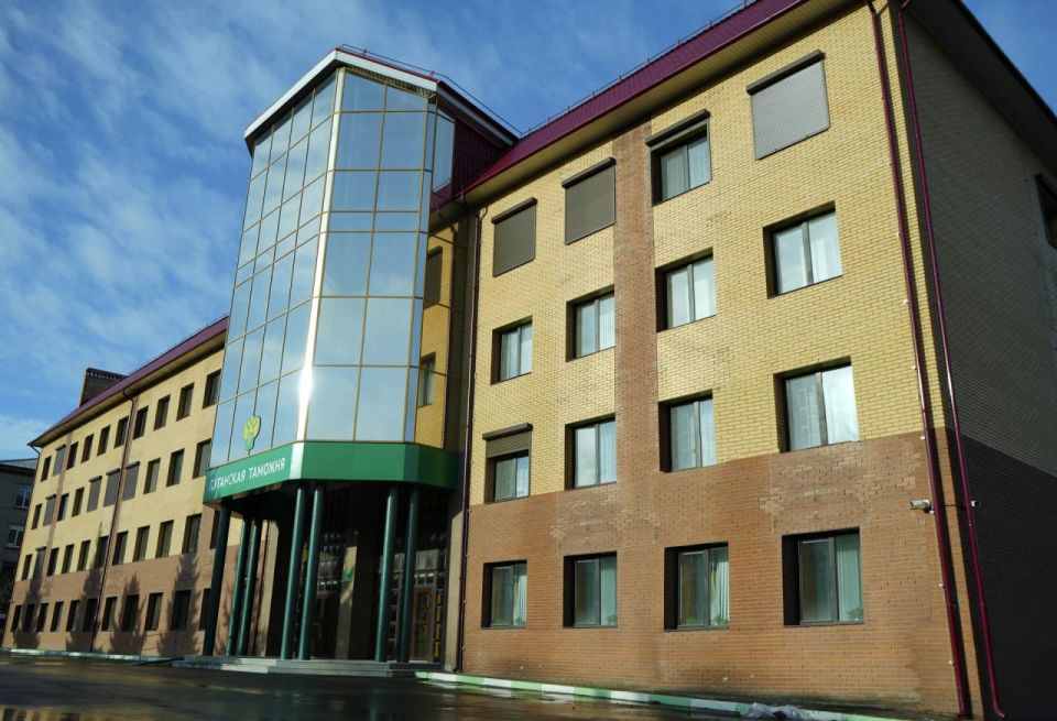 Луганская таможня информирует о графике работы таможенных постов в праздничные и выходные дни