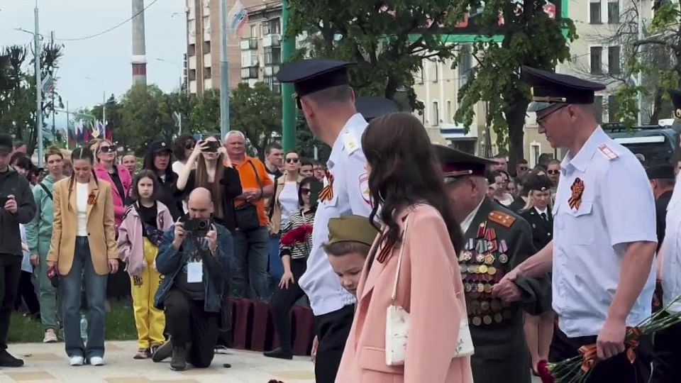 МВД по Луганской Народной Республике поздравляет жителей региона с Днем России