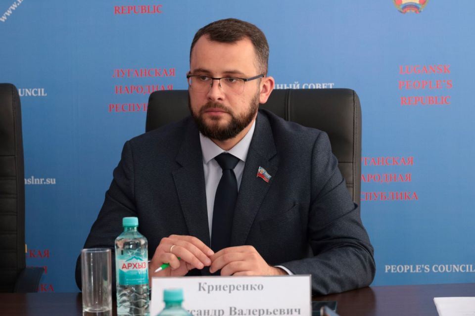 На заседании рабочей группы обсудили вопросы имплементации положений ФЗ о местном самоуправлении в плоскость республиканского законодательства – Александр Криеренко