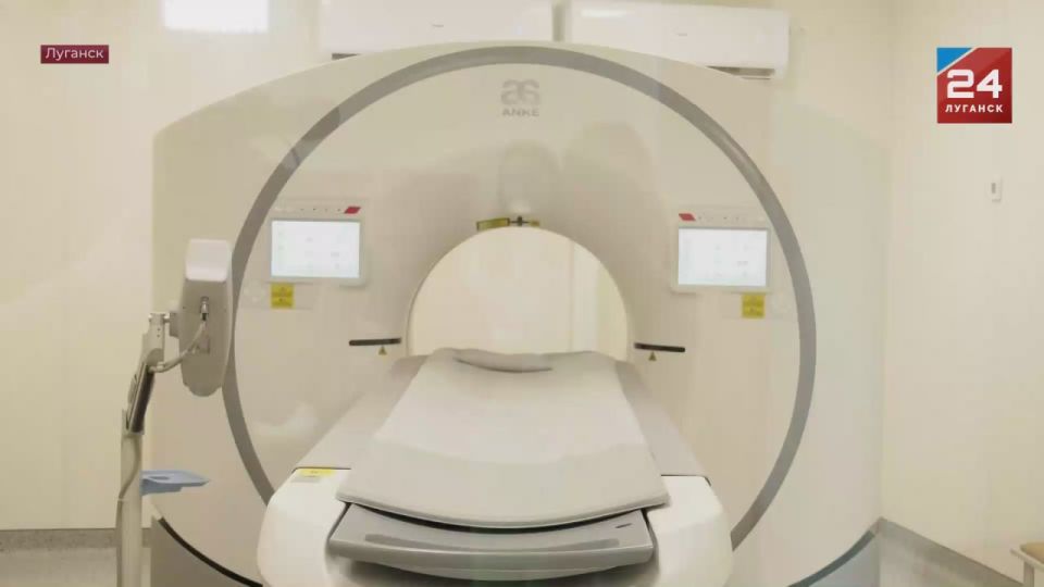 Более 100 единиц диагностического и лечебного оборудования получила Луганская городская поликлиника №12