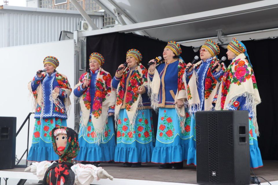 Более 150 мероприятий реализовано в первом полугодии на территории ЛНР при помощи передвижных культурных центров (автоклубов), полученных учреждениями культуры в рамках участия в Национальном проекте Культура