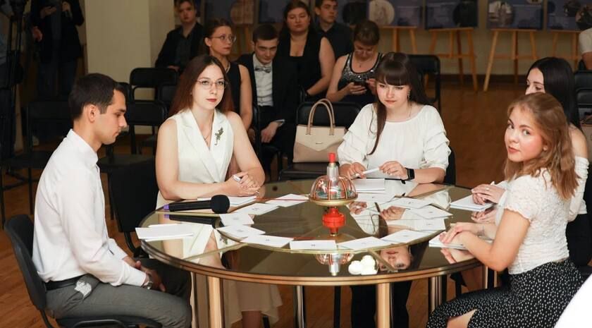 ������� �� ��� ������ ������ ����� � ���������������� ����������� �����������, ������� ������ � �������