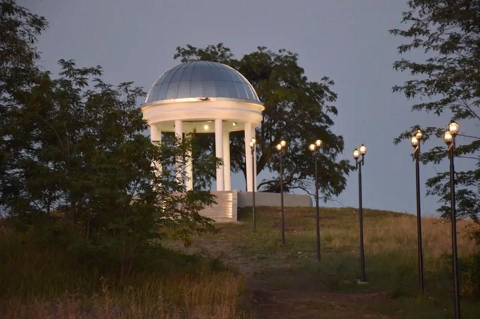 В Брянке открылась городская достопримечательность «Свет Ротонды»