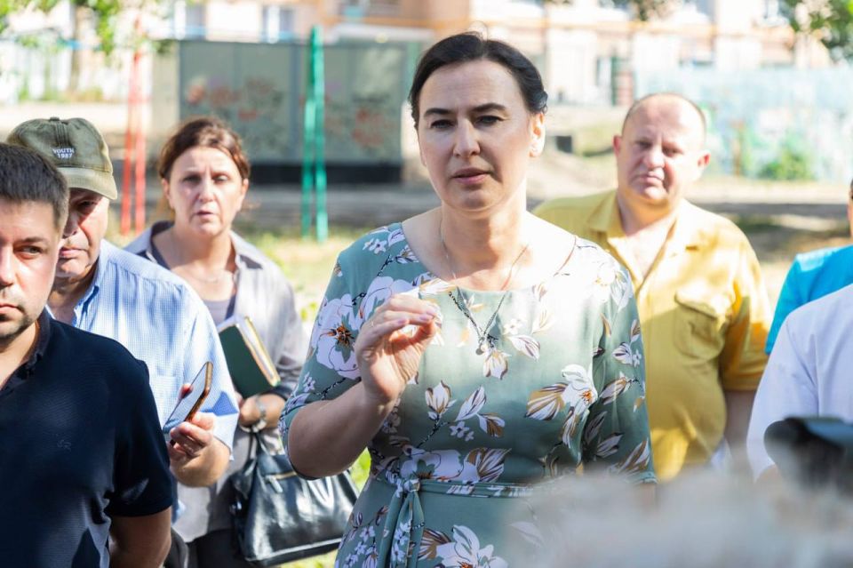 Администрация Луганска планирует построить минимум 100 детских площадок в 2026 году