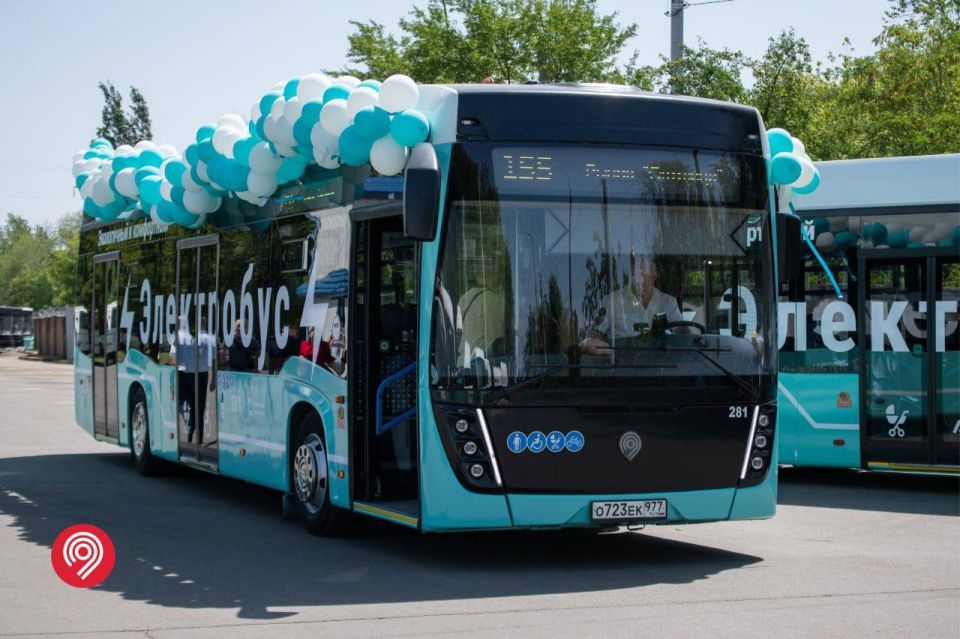 В Луганске на маршруты вышли первые электробусы КАМАЗ-5222