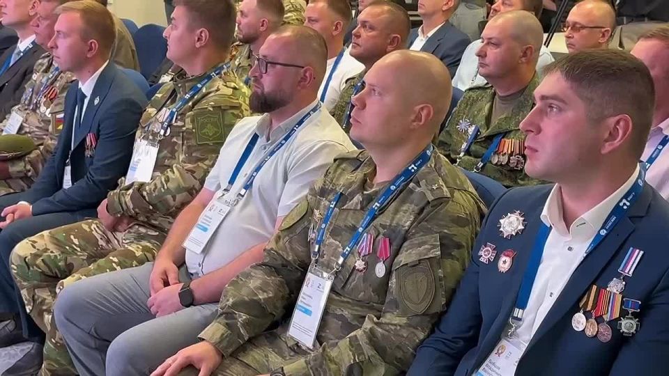 Леонид Пасечник: Сегодня в Луганской Народной Республике стартовала очная образовательная программа регионального кадрового проекта «Герои Луганщины»