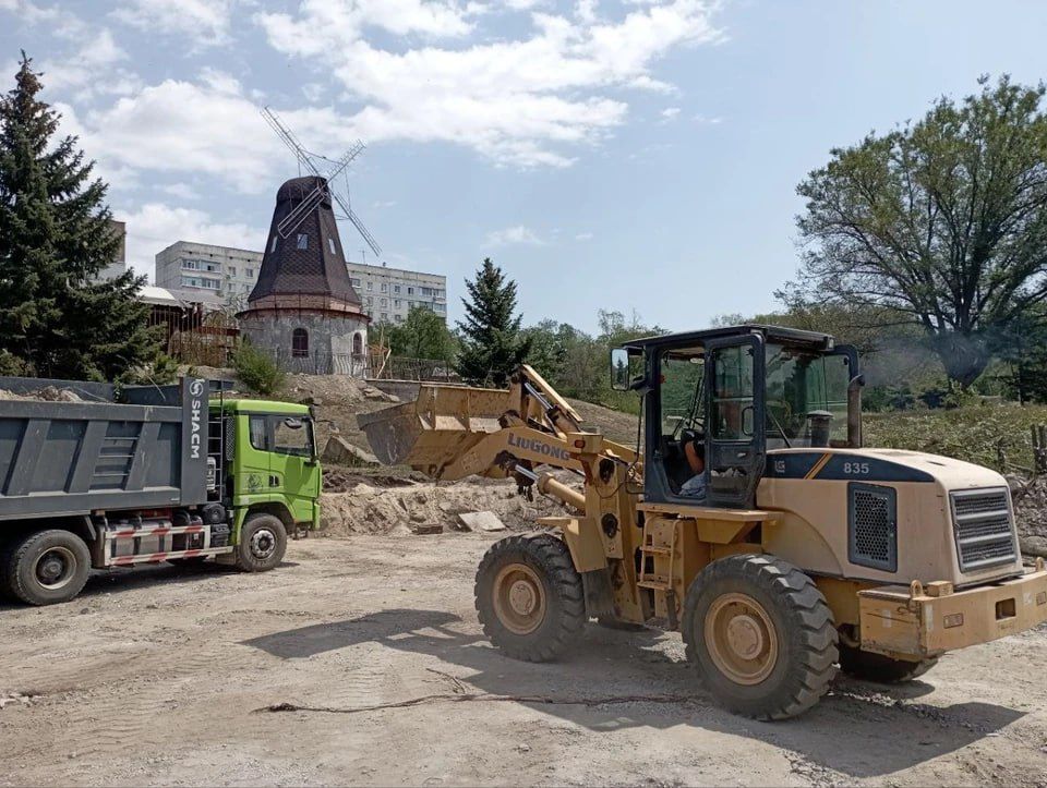 Ремонт парка «Дружба» в Луганске планируют завершить до конца года