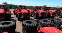 Луганское предприятие "Агросфера" закупило 27 тракторов на льготных условиях