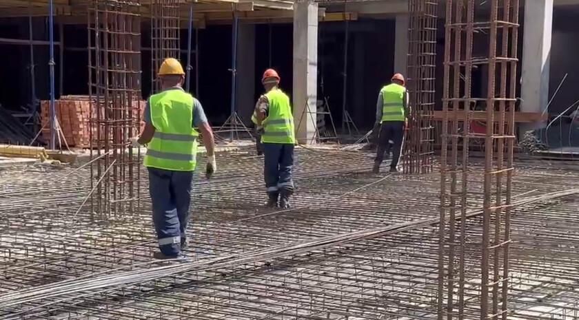 Строители уже возвели 13 из 20 этажей в жилом комплексе «Красноярский» в Луганске