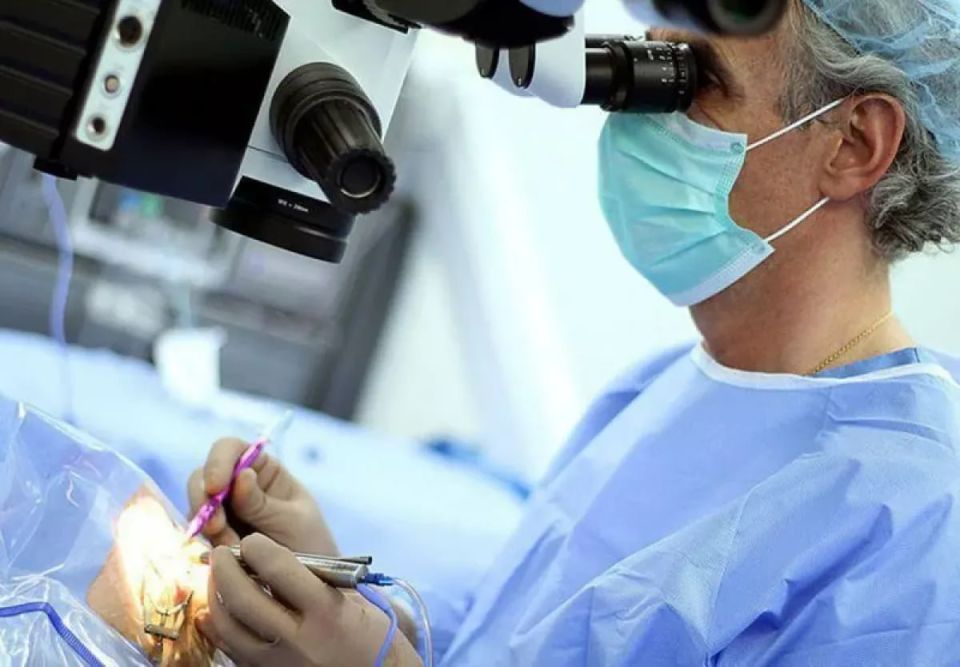 ВОПРОС-ОТВЕТ. Проводят ли в ЛНР операцию по замене хрусталика по ОМС? Отвечает министр здравоохранения ЛНР Наталия Пащенко: "Да, ультразвуковая факоэмульсификация катаракты с имплантацией интраокулярной линзы – именно так...