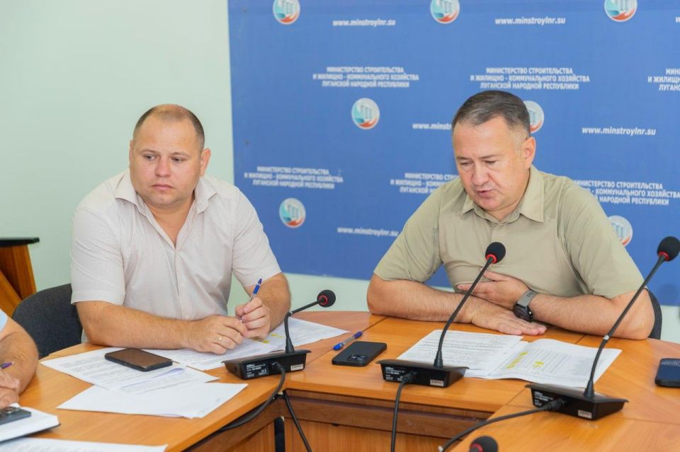 Глава ЛНР Леонид Пасечник поручил главам муниципалитетов контролировать благоустройство территорий в городах и районах Республики после ремонта коммунальных сетей