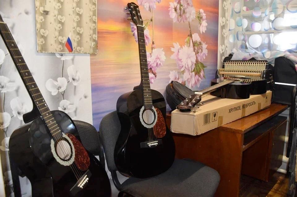 В ЛНР обновят материально-техническую базу более 30 учреждений культуры и школ