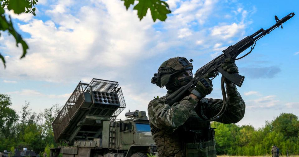 Армия России поразила военный аэродром и места хранения дронов ВСУ