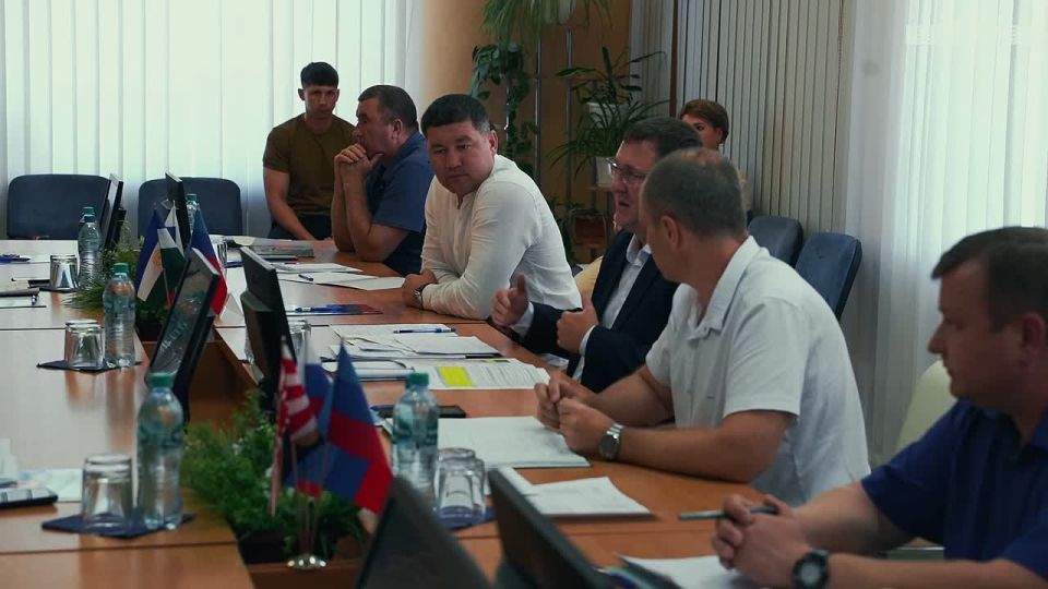 «Какой смысл качать воду в дырявую бочку? Она все равно утечет»