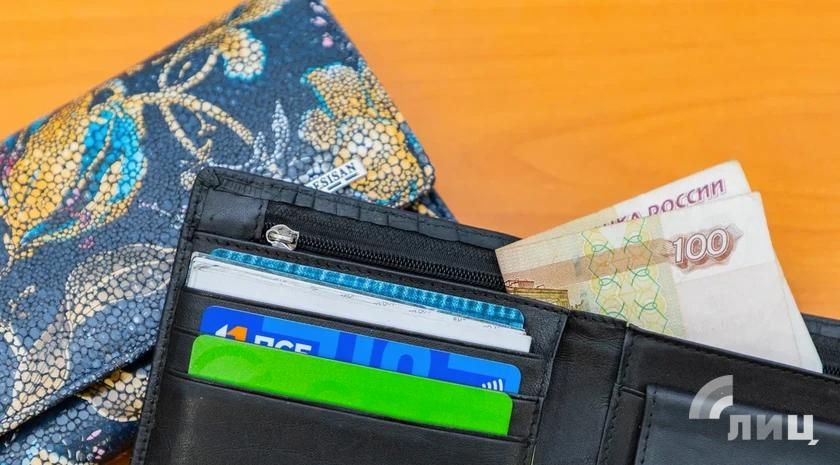 Размер средней зарплаты на территории ЛНР в первом квартале 2025 года вырос на 20% в сравнении с аналогичным периодом прошлого года