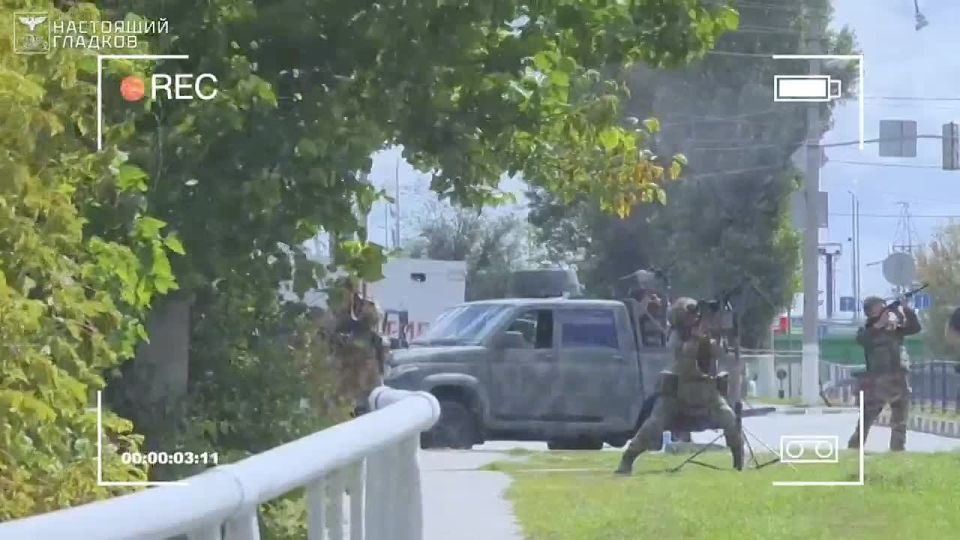 ����� ������ ��������� ������� ����� � ������������ ������� � ��������� �������� ����������