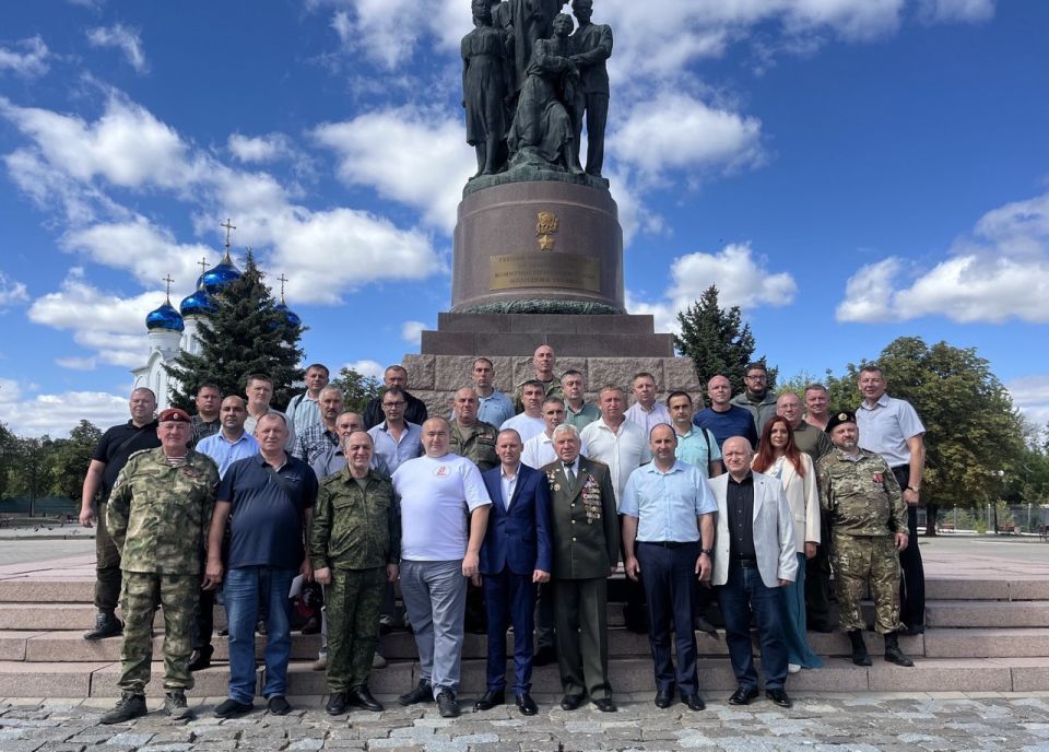 Мы вышли из забоя. защищать родной Донбасс